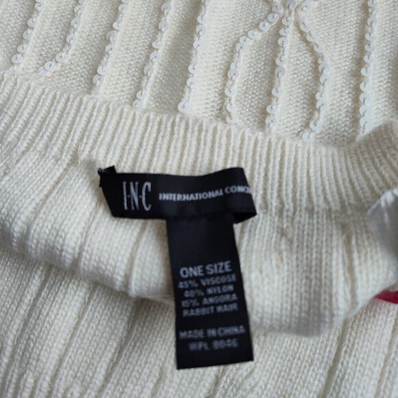 Ladies Inc Winter White Yarn/Sequin Winter Scarf - Picture 3 of 3